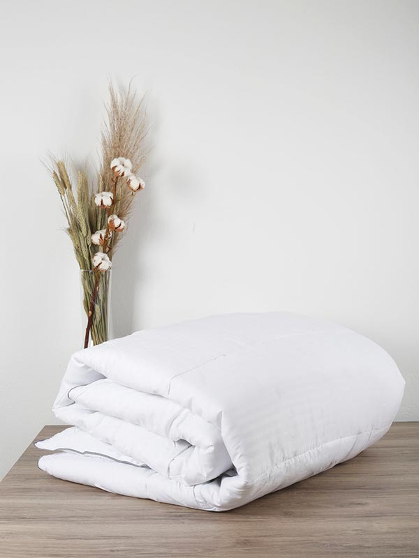 Πάπλωμα Μicro White Μονό (160x220) από την εταιρεία Sunshine Home