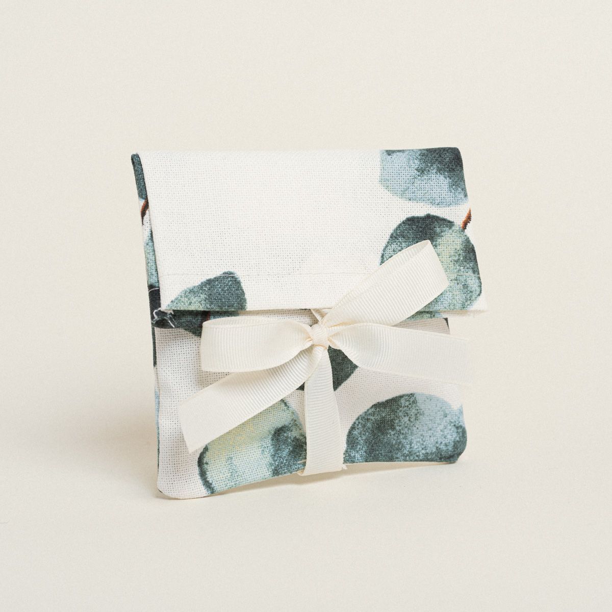 ΠΟΥΓΚΙ ΜΕ ΚΟΡΔΕΛΑ 12 x 17 cm ΕΥΚΑΛΥΠΤΟΣ