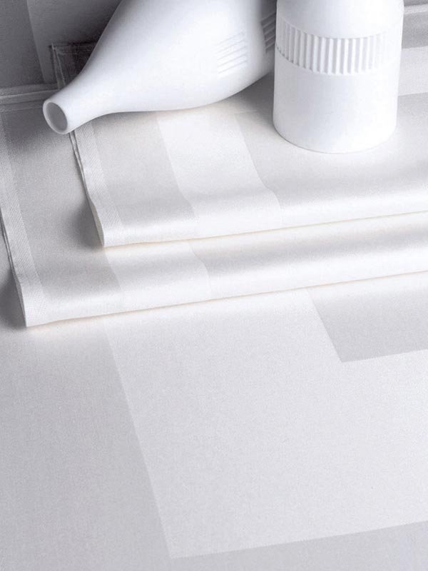 Τραπεζομάντηλο δαμάσκ 105x105 από την εταιρεία Sunshine Home