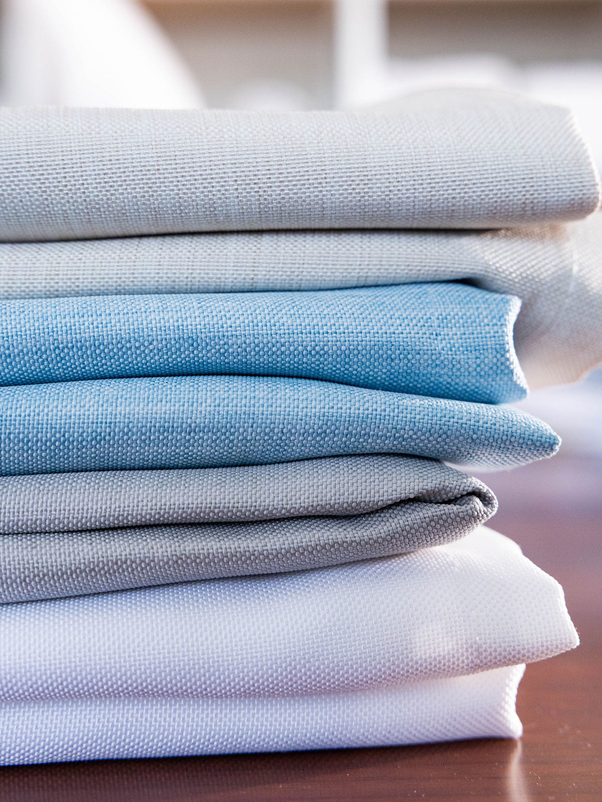 Τραπεζομάντηλο IBIZA αλέκιαστο White 105x105 από την εταιρεία Sunshine Home