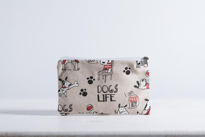 ΠΟΡΤΟΦΟΛΑΚΙ ΜΕ ΦΕΡΜΟΥΑΡ 9*16 CM Dogs Life