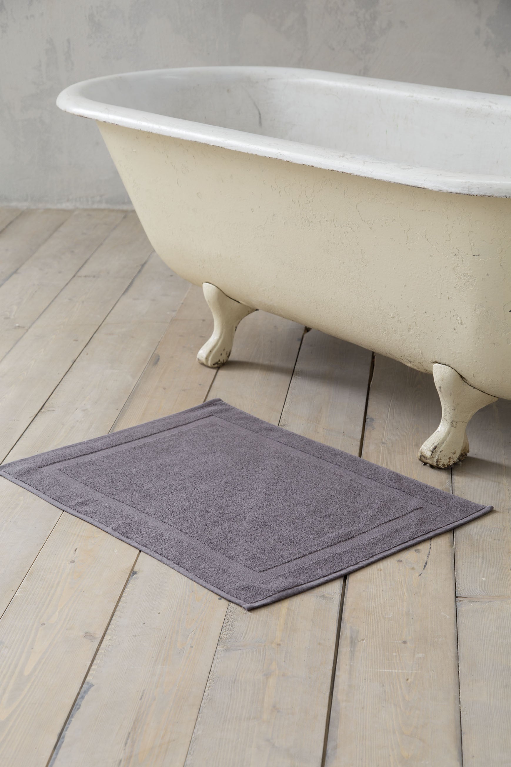 Πατάκι Μπάνιου Volcano Dark Gray από την εταιρεία Nima Hotelling