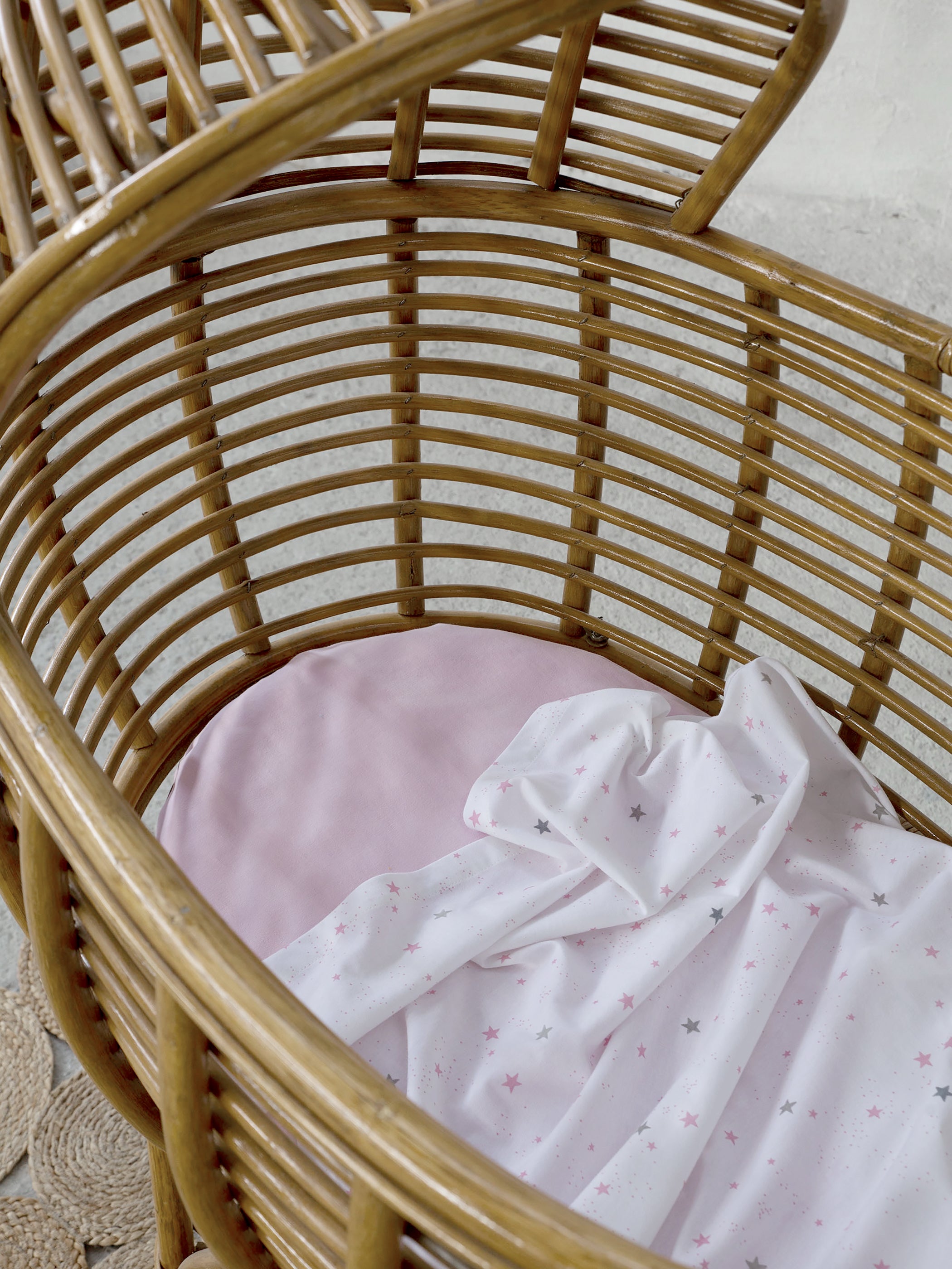 Σετ Σεντόνια Λίκνου Nene Pink από την εταιρεία Nima Bebe