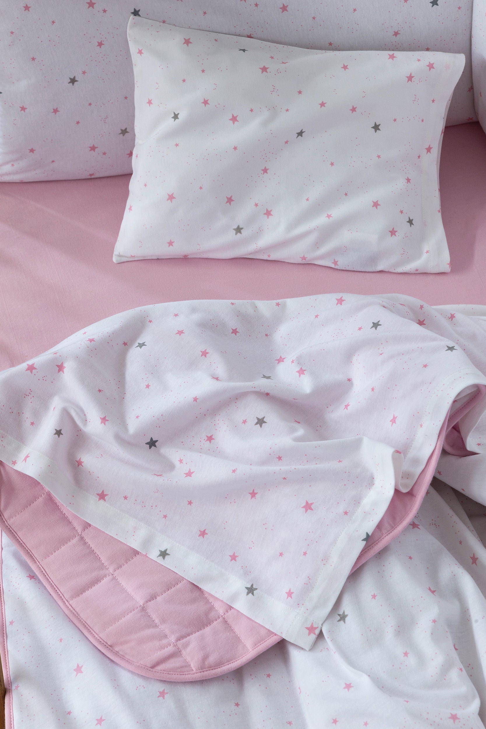 Σετ Σεντόνια Κούνιας Nene Pink από την εταιρεία Nima Bebe