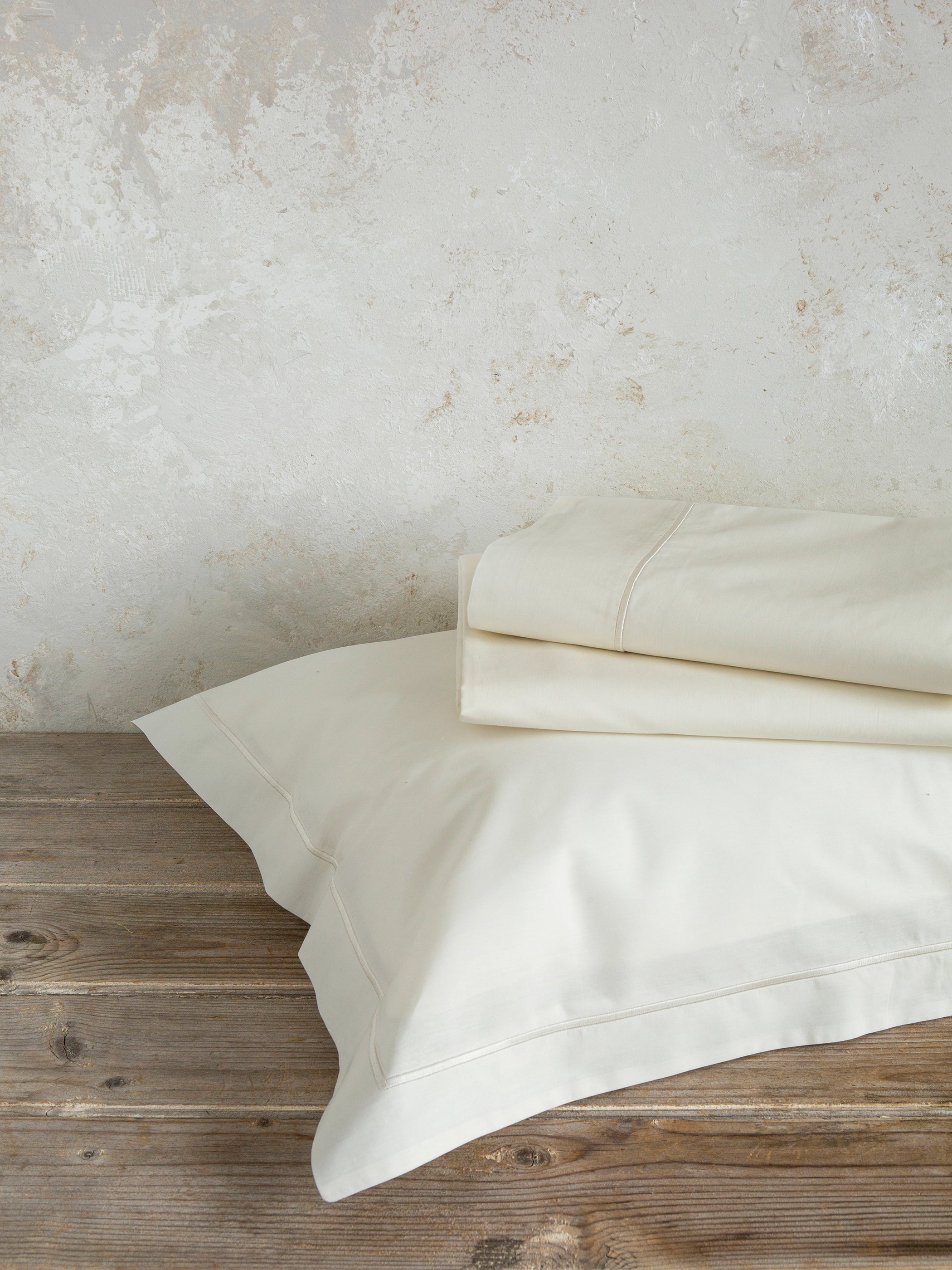 Σετ Σεντόνια Forever Ivory 2x240x270+2 από την εταιρεία Nima Home