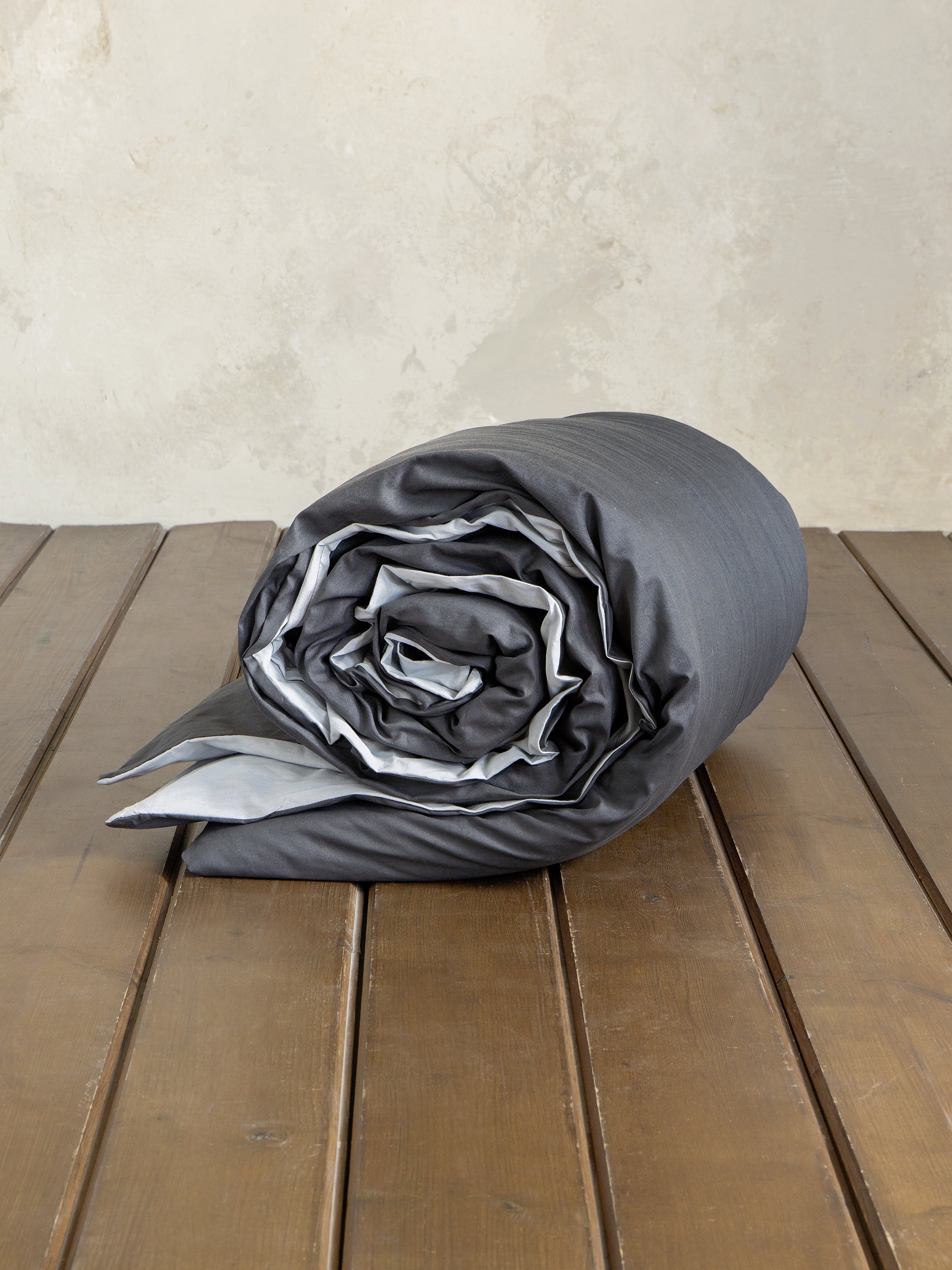 Παπλωματοθήκη Colors Shiny Gray Midnight Gray από την εταιρεία Nima Home