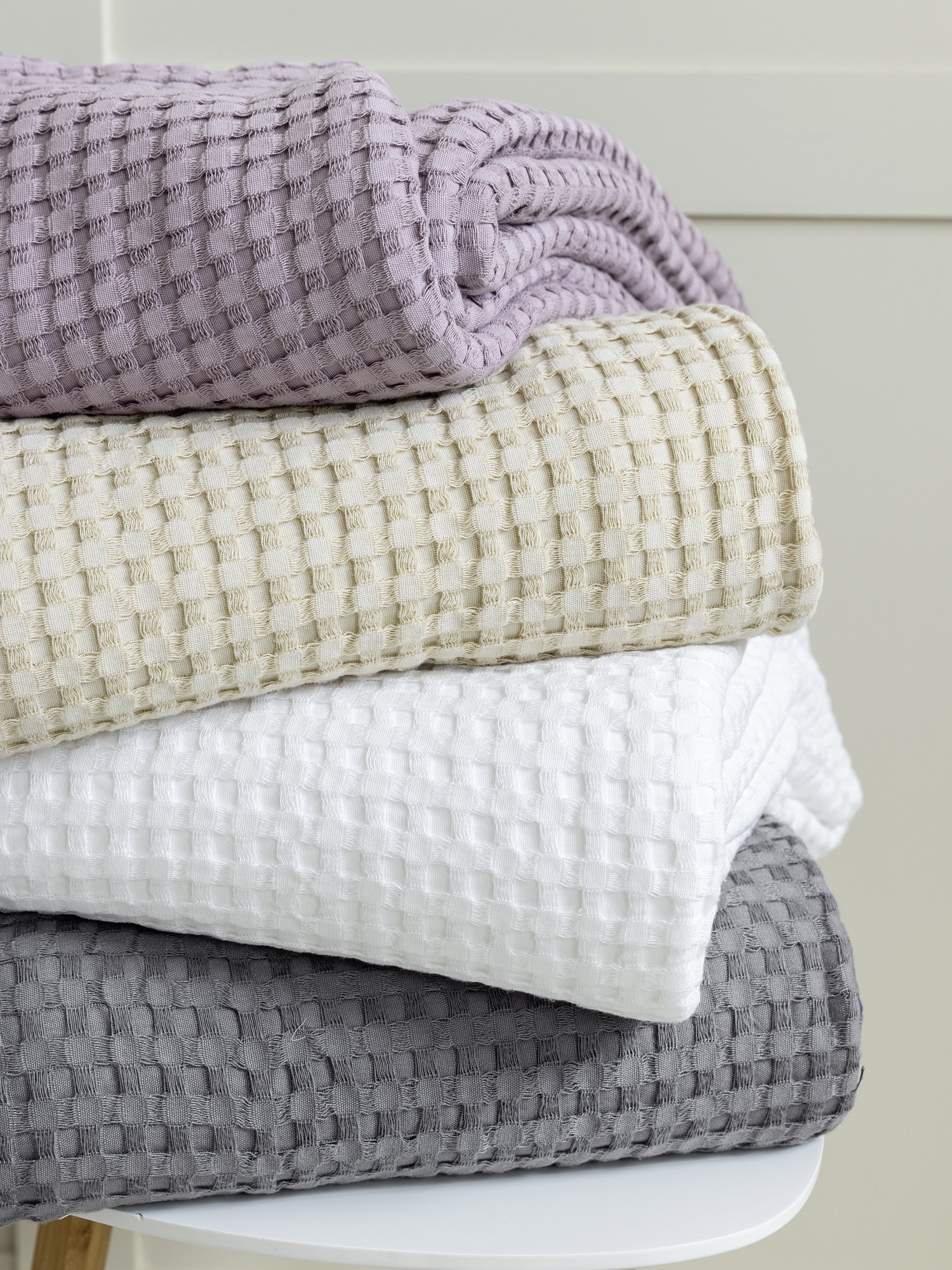 Κουβέρτα Comfy από την εταιρεία Nima Hotelling