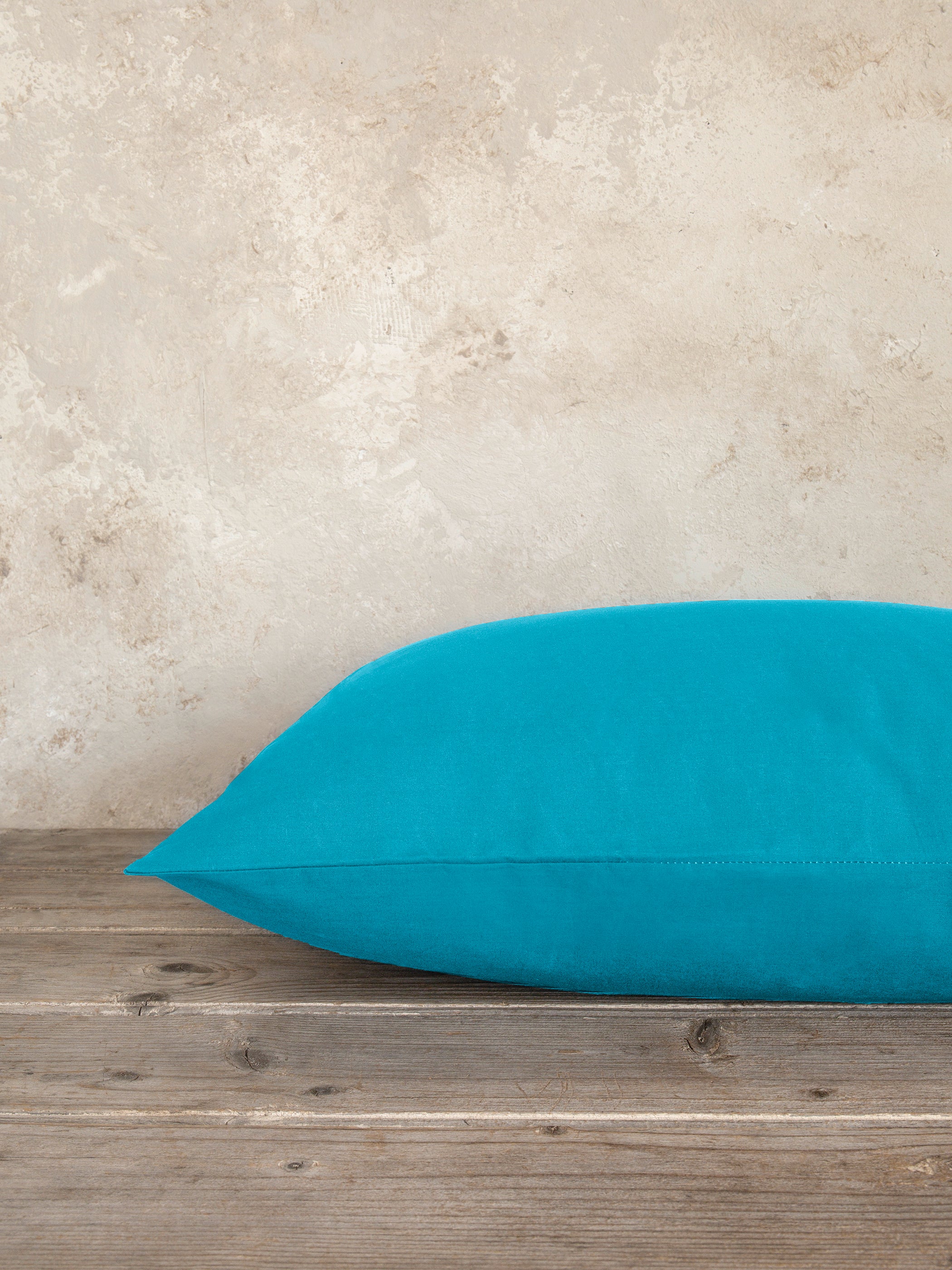 Μαξιλαροθήκες Unicolors Petrol Blue από την εταιρεία Nima Home