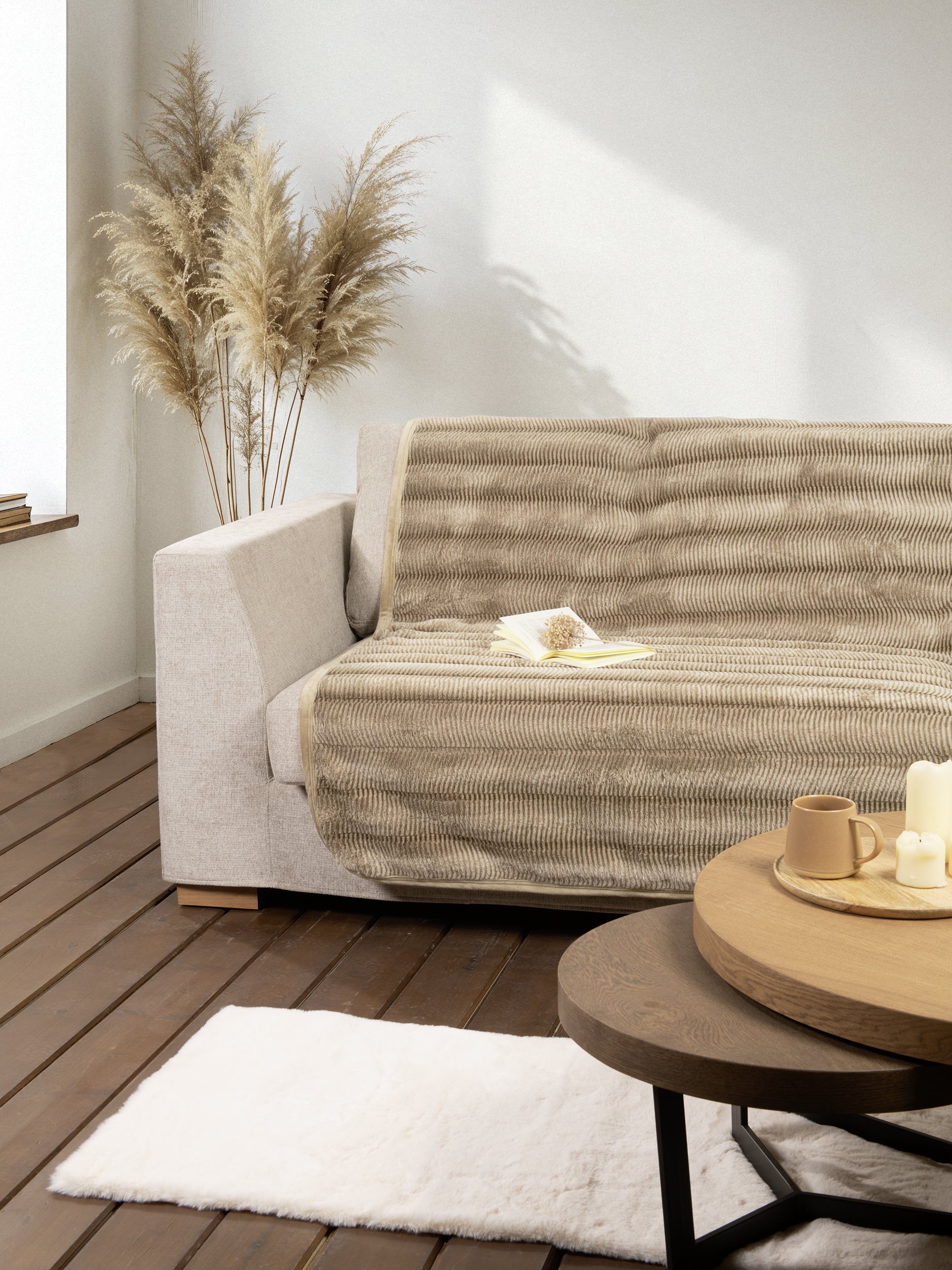 Ριχτάρι Αντιολισθητικό 180x180 - Lunetta Beige από την εταιρεία Nima Home