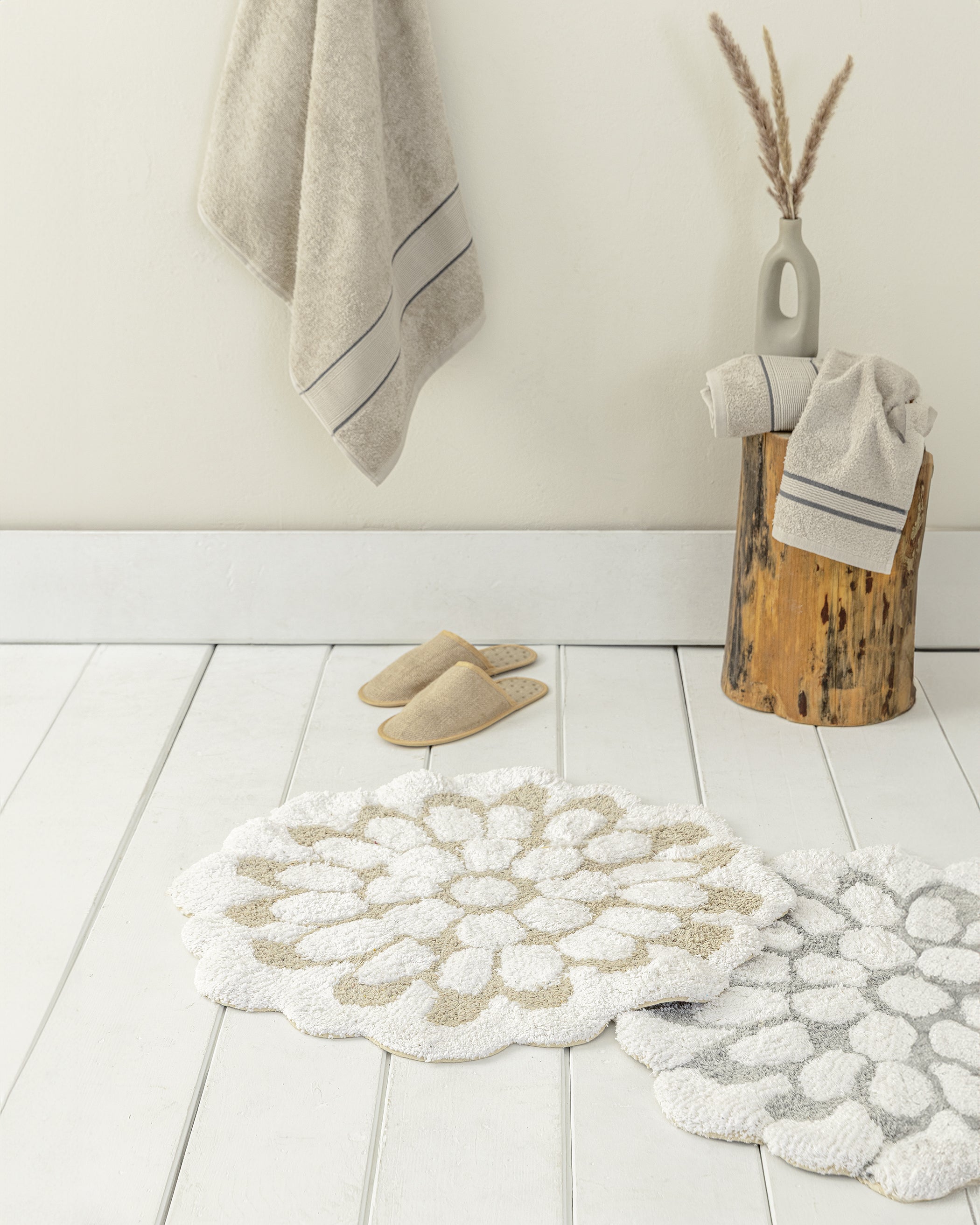 Ταπέτο Δ:60 - Petal Light Gray από την εταιρεία Nima Home