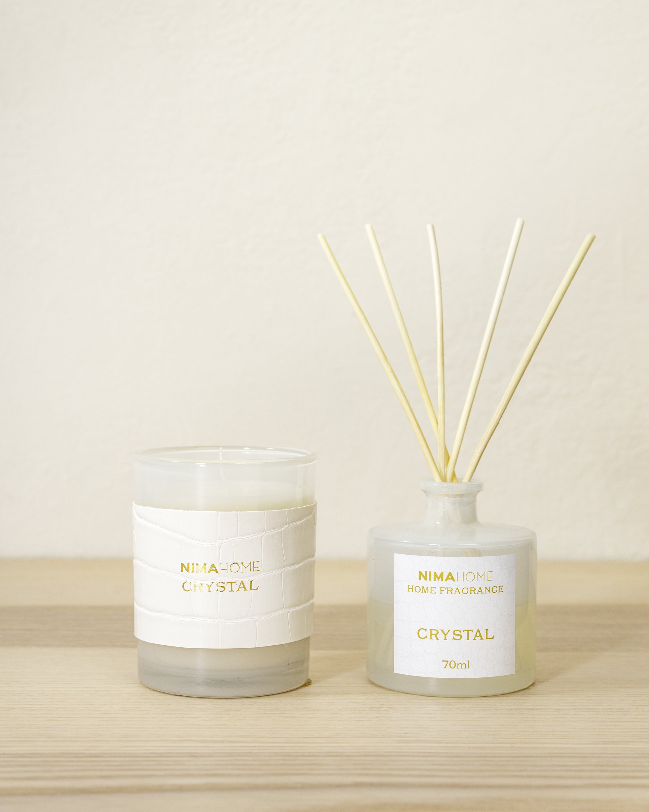 Σετ Αρωματικό Χώρου με Στικ 100ml & Αρωματικό Κερί 130gr από την εταιρεία Nima Home