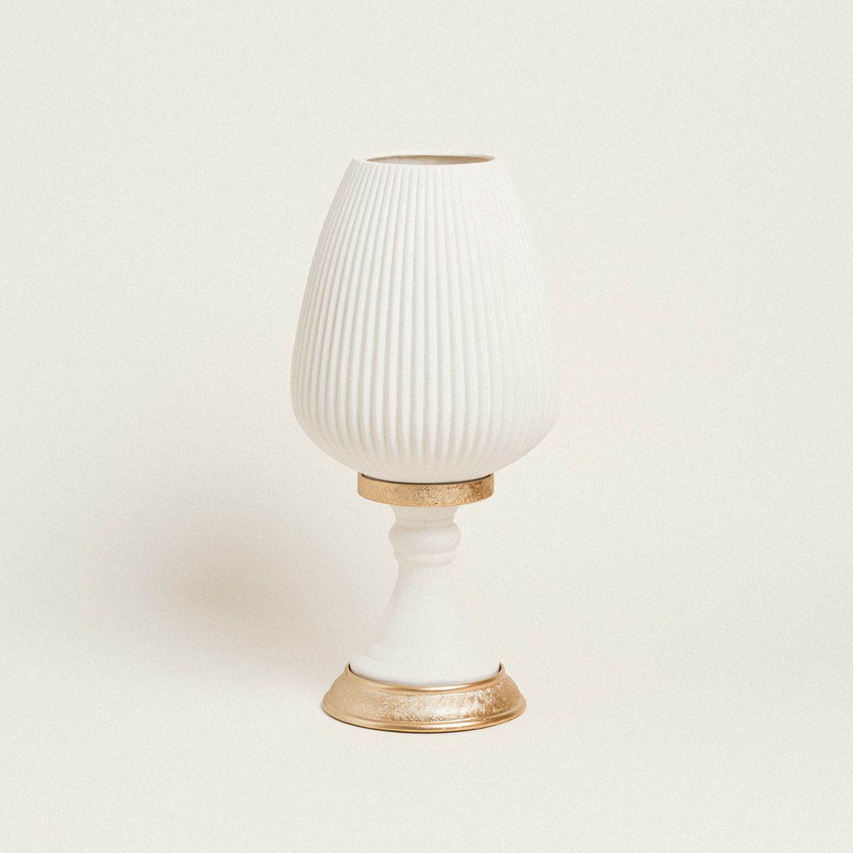 ΒΑΖΟ ΕΚΡΟΥ ΜΕ ΒΑΣΗ 48 cm Default Title από την εταιρεία Beauty Home