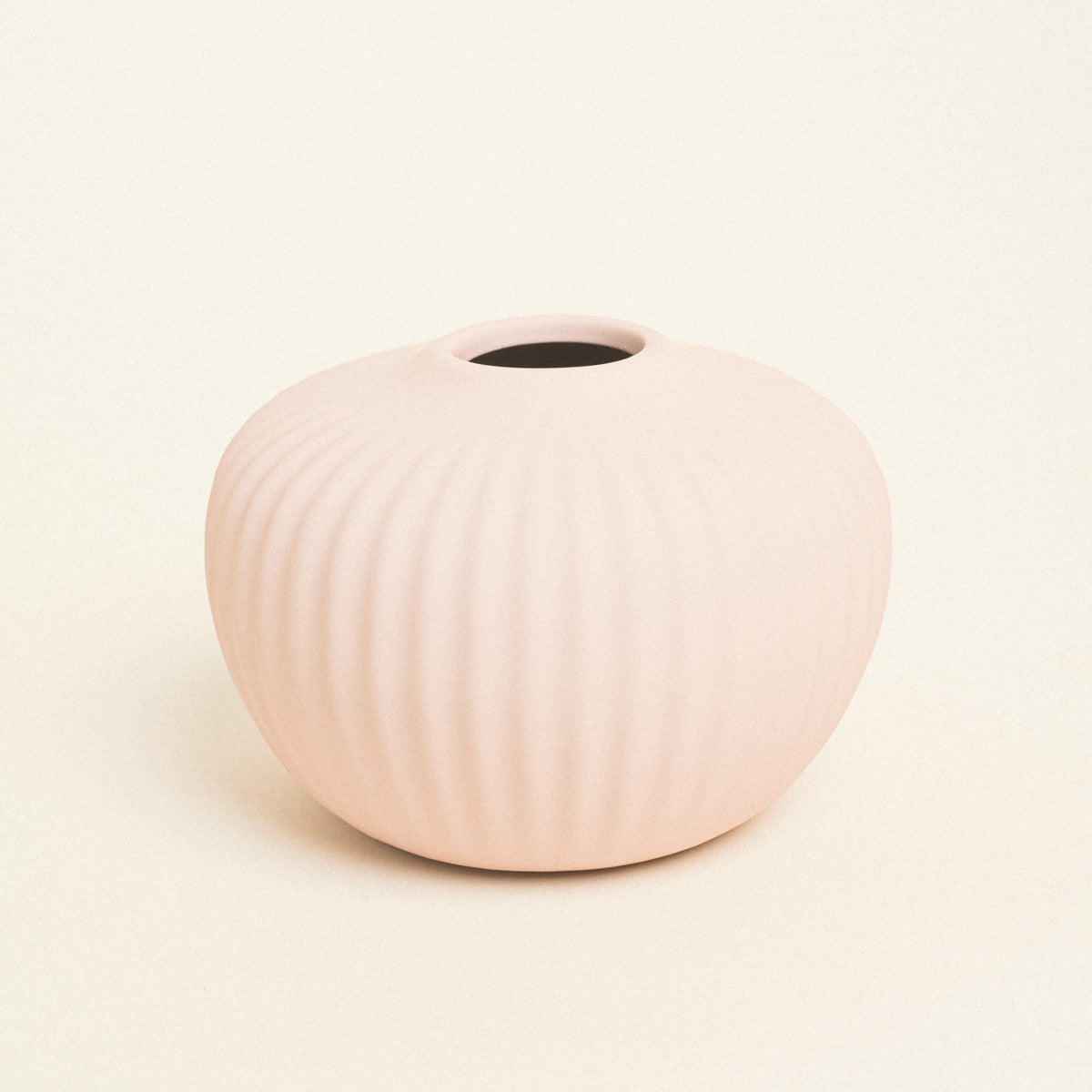 Ματ Κεραμικό Βάζο 15 cm x 11 cm
