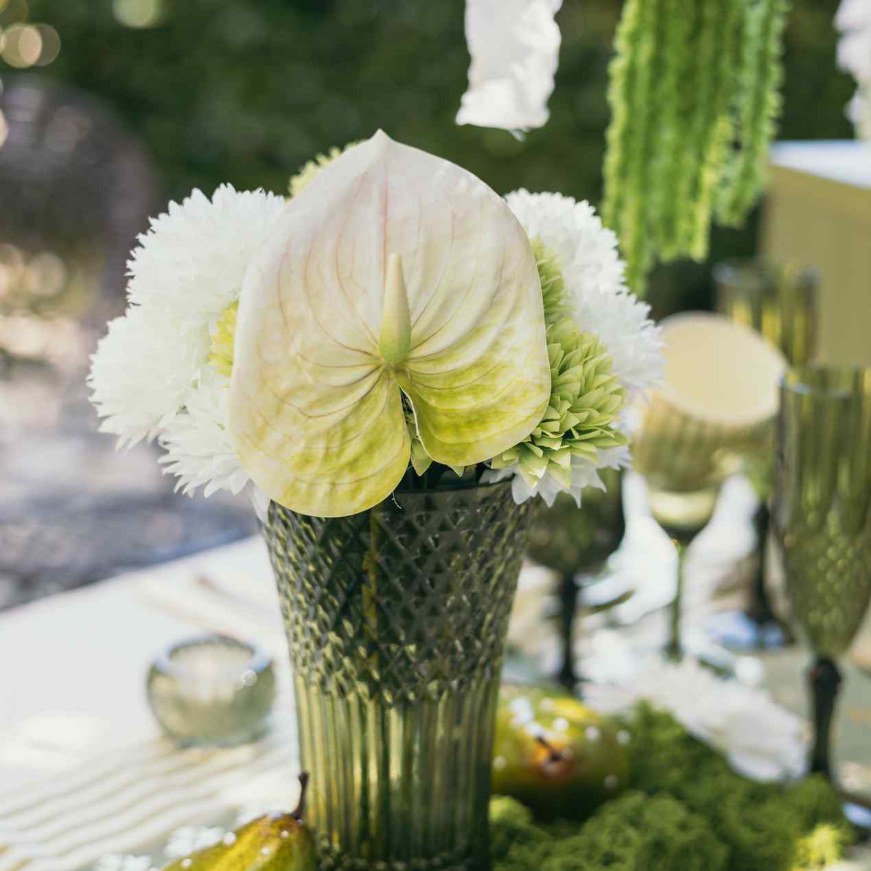 Βάζο γυάλινο Iris – Λαδί Ø13x23cm – 1100m από την εταιρεία Beauty Home