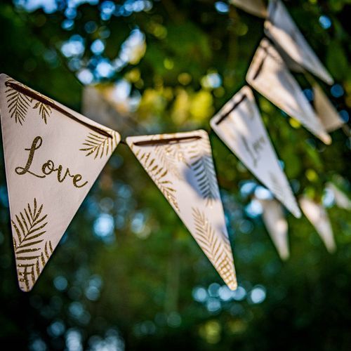 ΧΑΡΤΙΝΗ ΓΙΡΛΑΝΤΑ LOVE 15x21cm από την εταιρεία Beauty Home