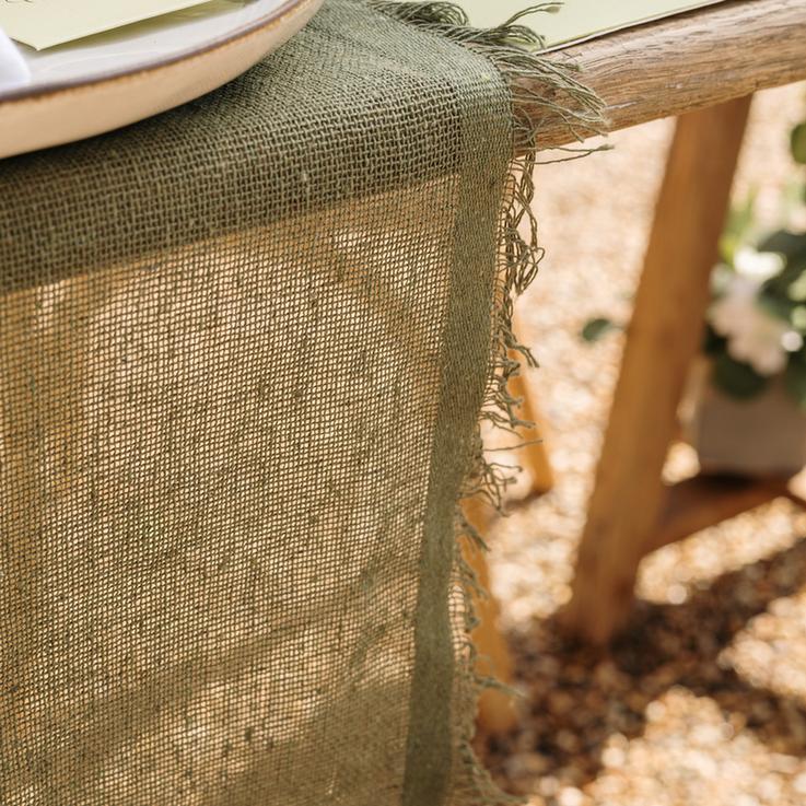 Ράννερ με ξέφτια – Λαδί 30cm x 3m από την εταιρεία Beauty Home
