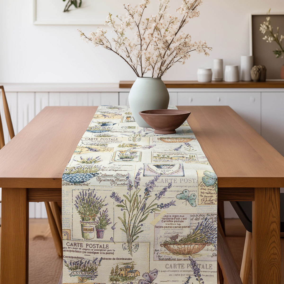 ΡΑΝΝΕΡ Lavender Garden Post από την εταιρεία Beauty Home