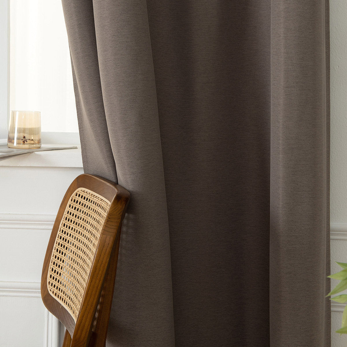 Ύφασμα κουρτίνας με το μέτρο Blackout jacquard σκίασης Glare Art 8444 Φ280 Μόκα από την εταιρεία Beauty Home
