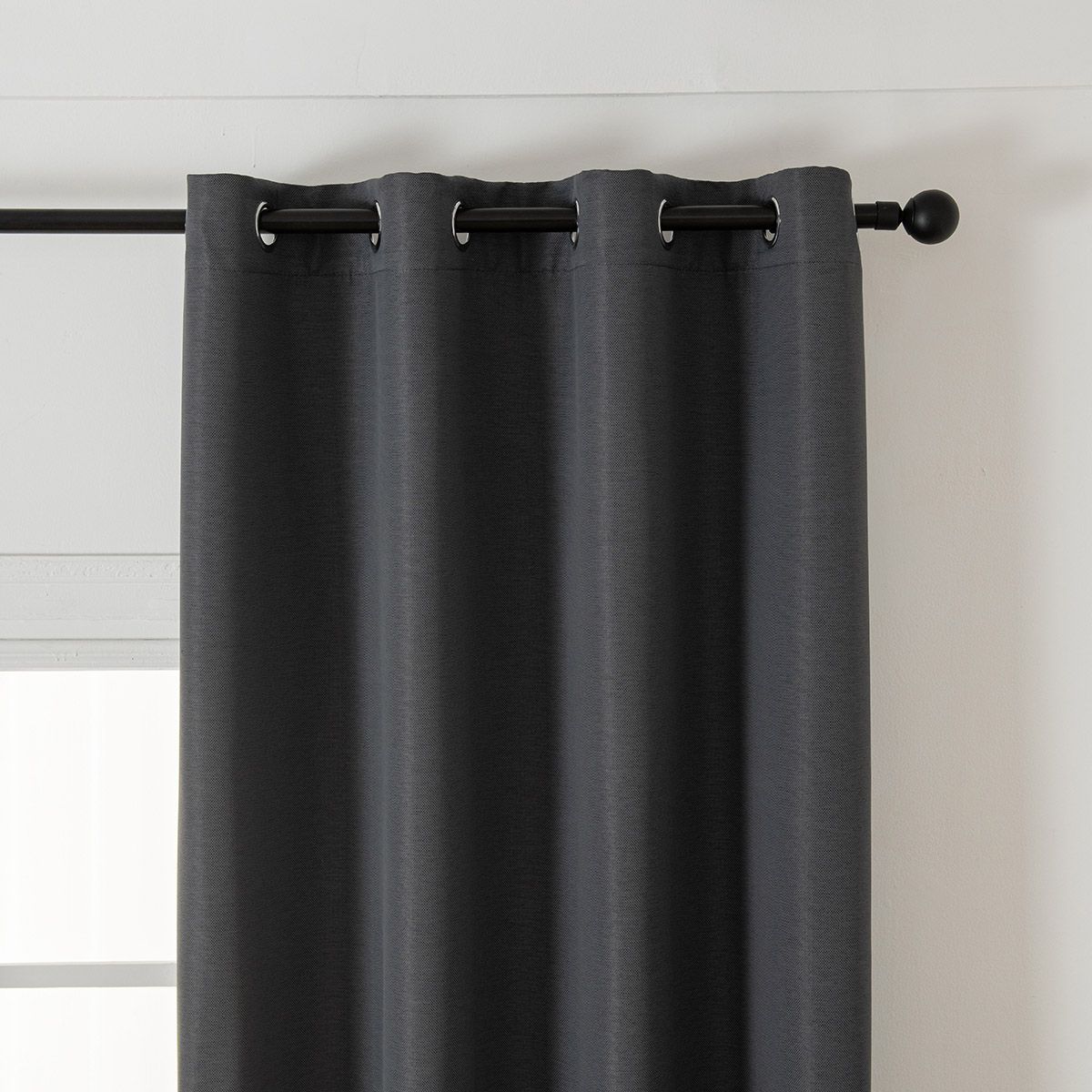 Κουρτίνα Blackout Jacquard σκίασης με 8 μεταλλικούς κρίκους Glare Art 8444