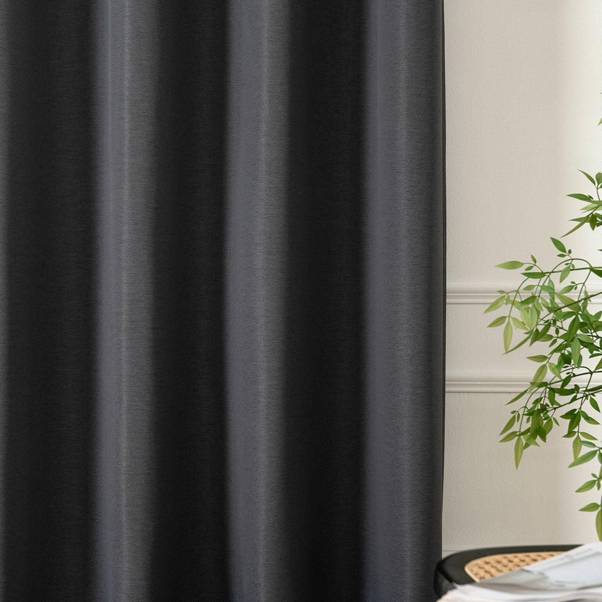 Ύφασμα κουρτίνας με το μέτρο Blackout jacquard σκίασης Glare Art 8444 Φ280 Ανθαρκί από την εταιρεία Beauty Home