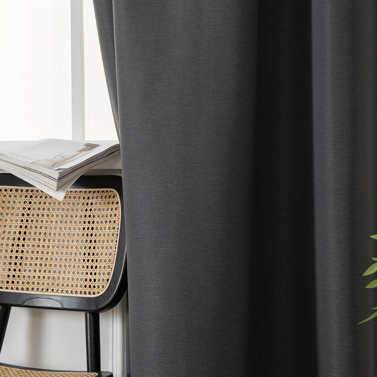 Ύφασμα κουρτίνας με το μέτρο Blackout jacquard σκίασης Glare Art 8444 Φ280 Ανθαρκί από την εταιρεία Beauty Home