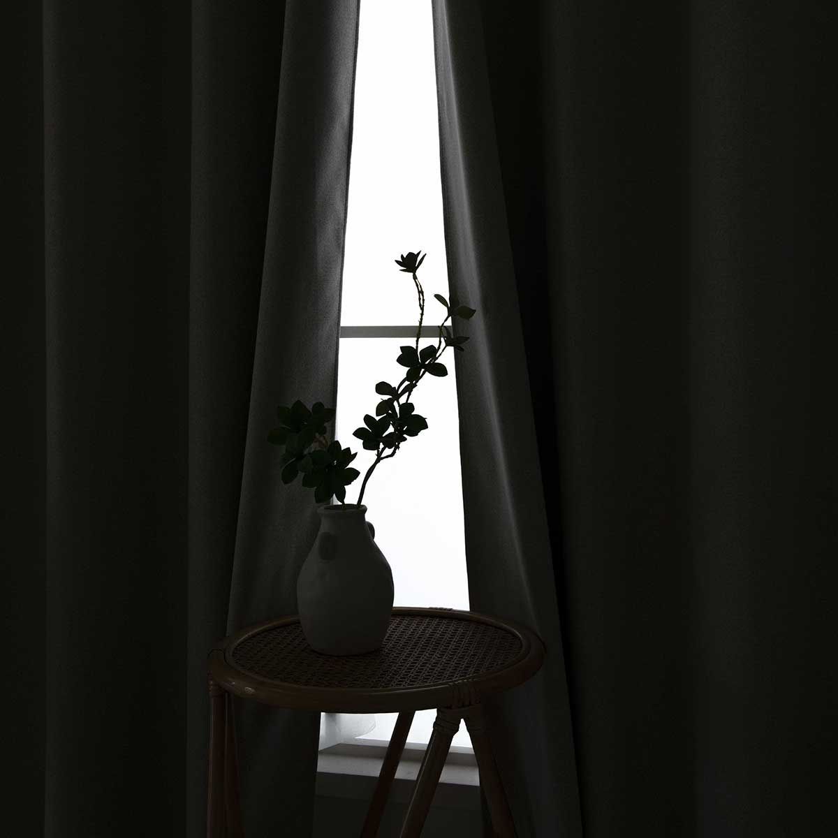 Κουρτίνα Full Blackout σκίασης με 8 κρίκους Total Art 8446