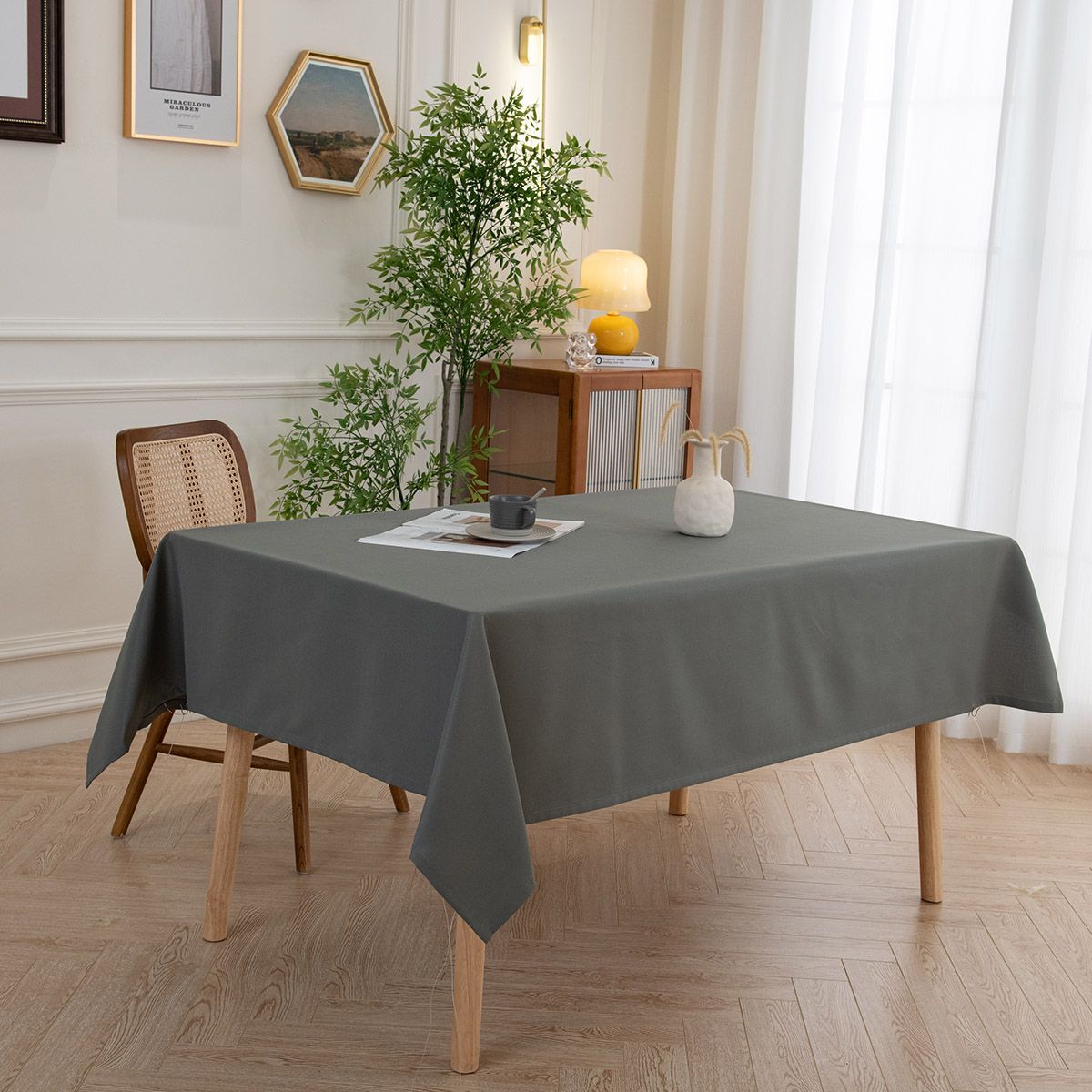 Τραπεζομάντηλο Supreme Art 8492 Ανθρακί από την εταιρεία Beauty Home