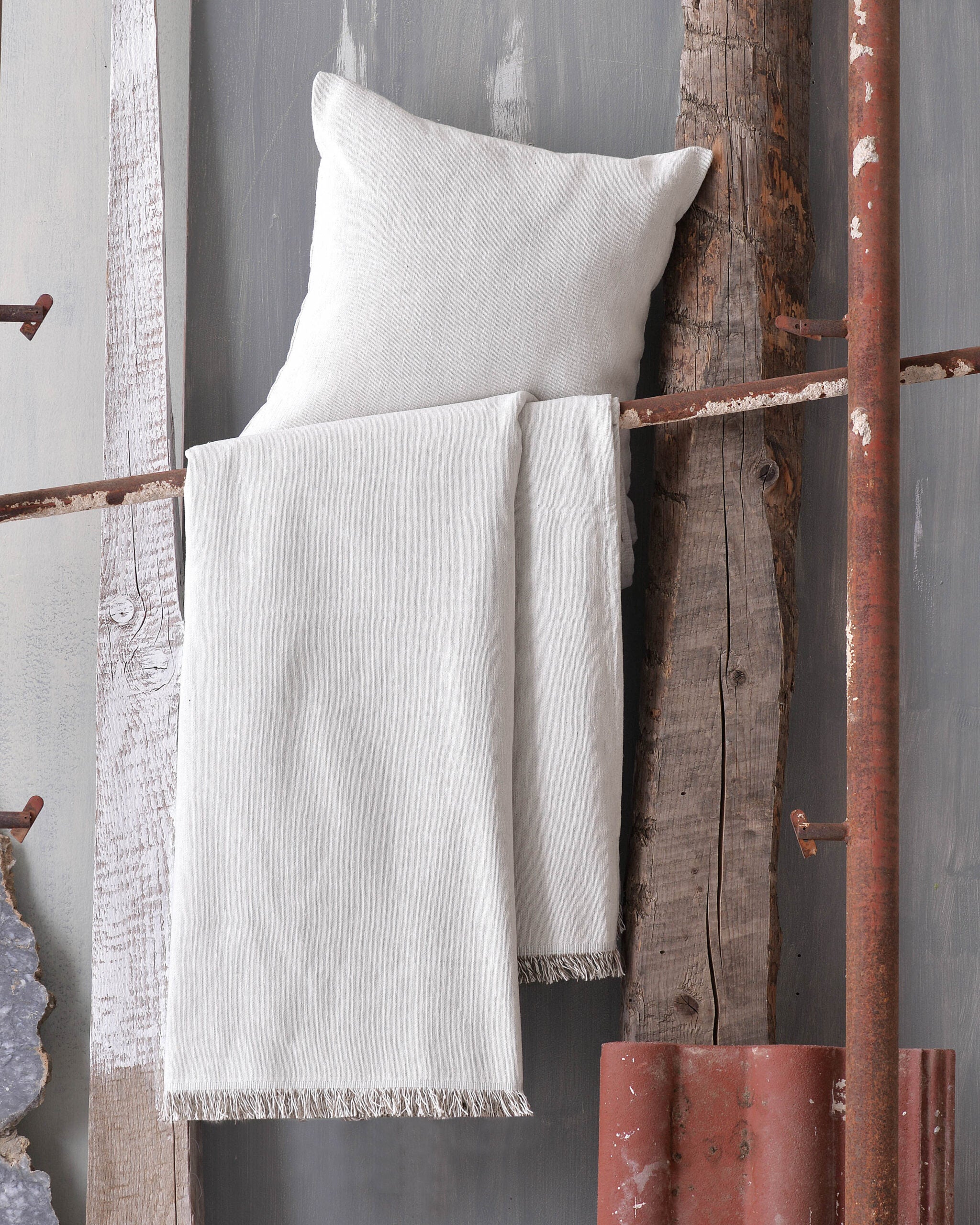 DIVINE - Ριχτάρι 180 x 280 Εκρού 180 x 280 από την εταιρεία Rythmos Home