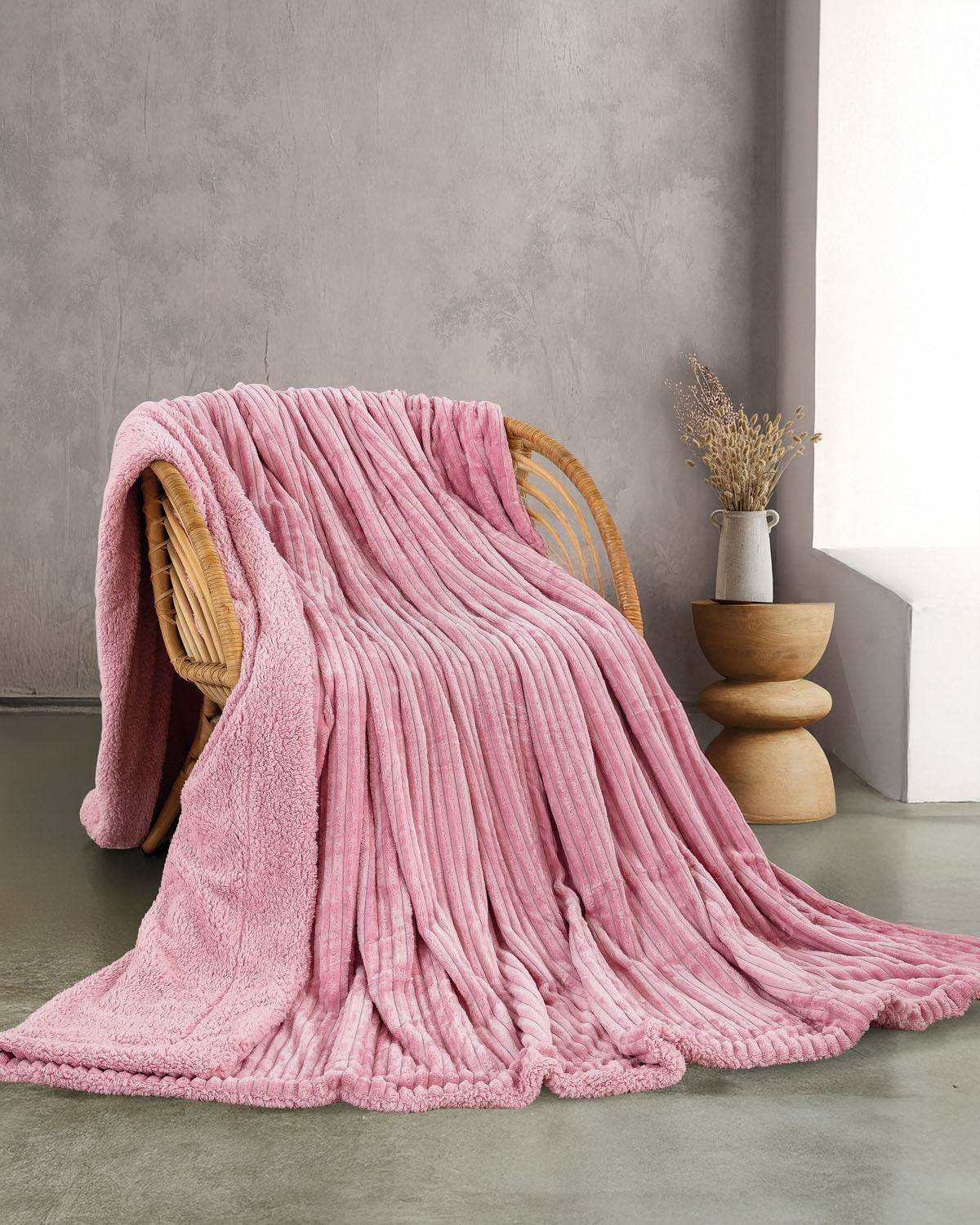 JOLLEIN - Κουβέρτα JACQUARD FLANNEL ΜΕ SHERPA Υπέρδιπλο Ροζ 220 x 240 από την εταιρεία Rythmos Home