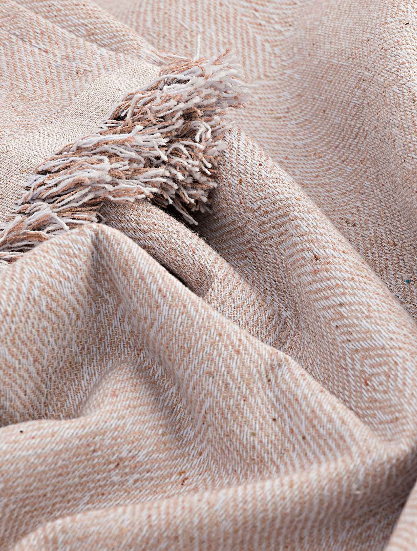 Ριχτάρι PYRAMID CORAL από την εταιρεία Madi