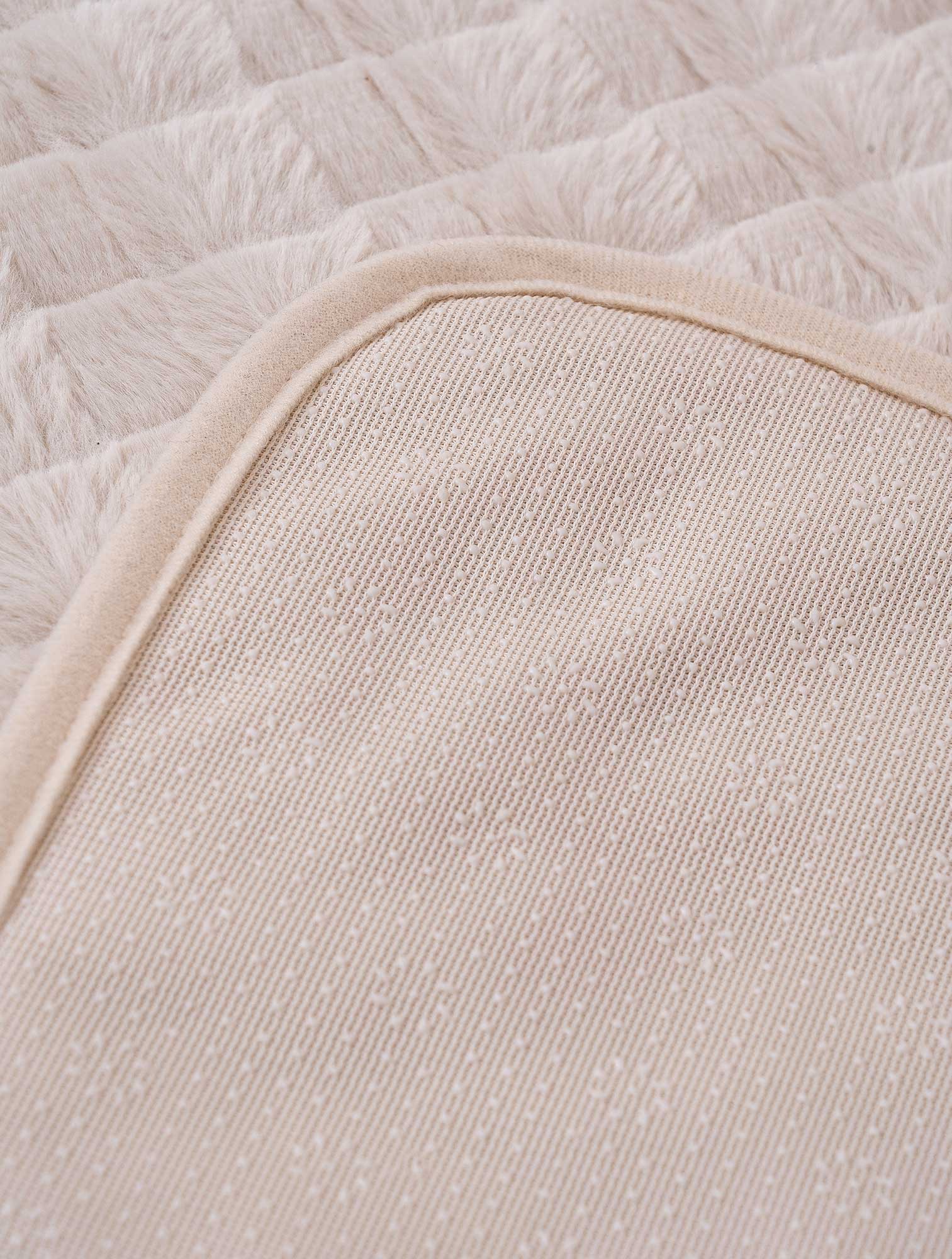 Ριχτάρι RAYS BEIGE από την εταιρεία Madi