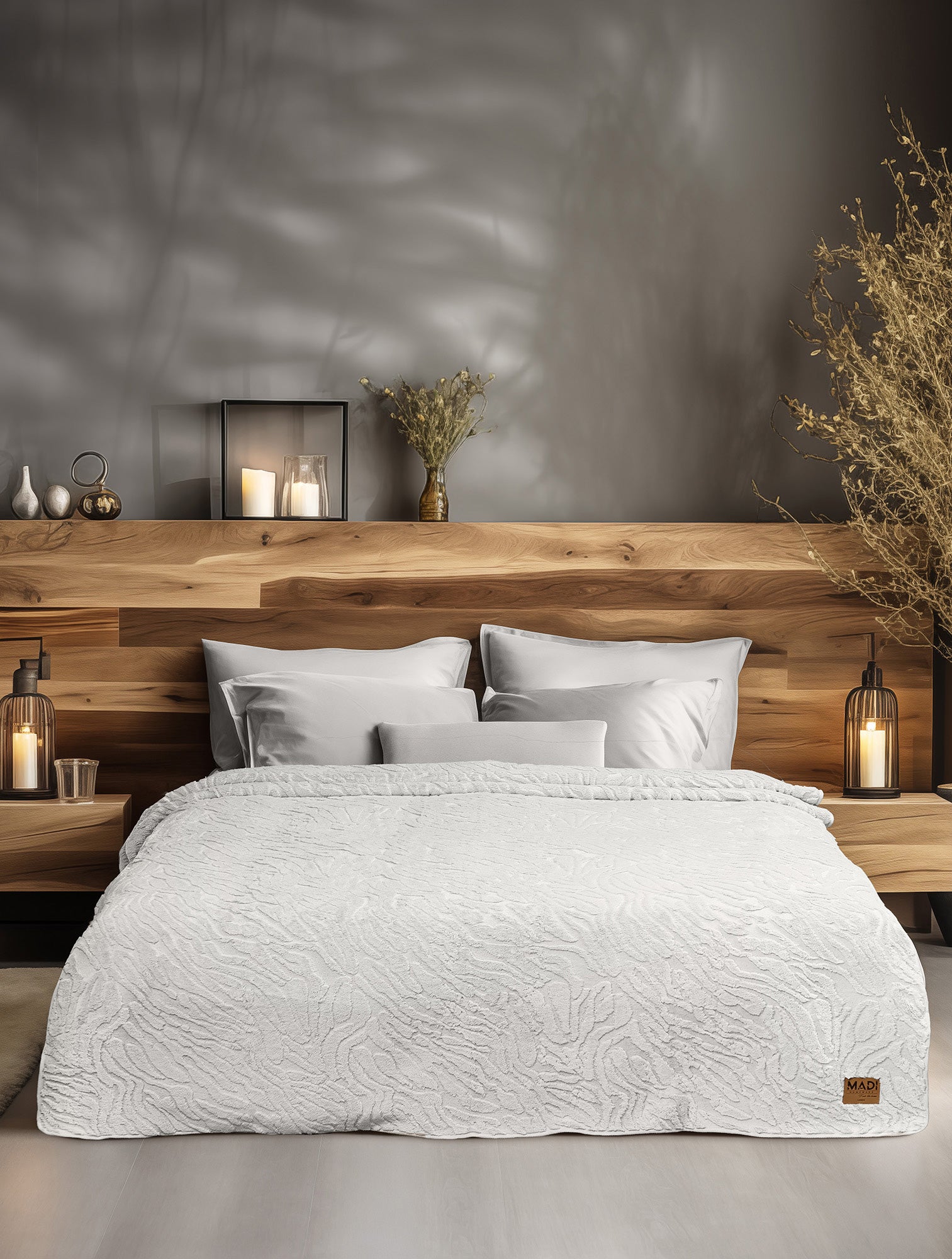 Κουβέρτα γούνινη ZANORIA WHITE από την εταιρεία Madi