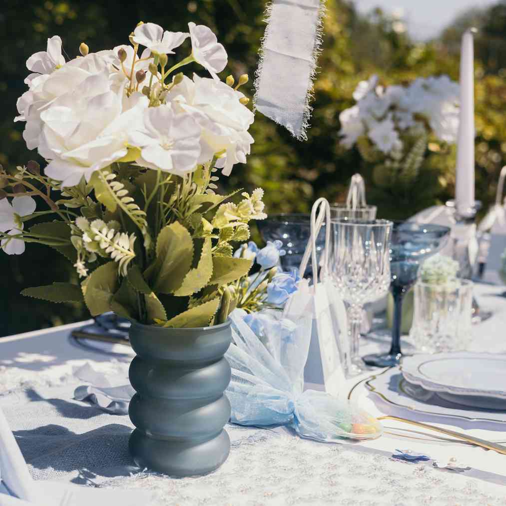 Βάζο γυάλινο Victor – Μπλε Ø8×11,5cm – 380ml από την εταιρεία Beauty Home