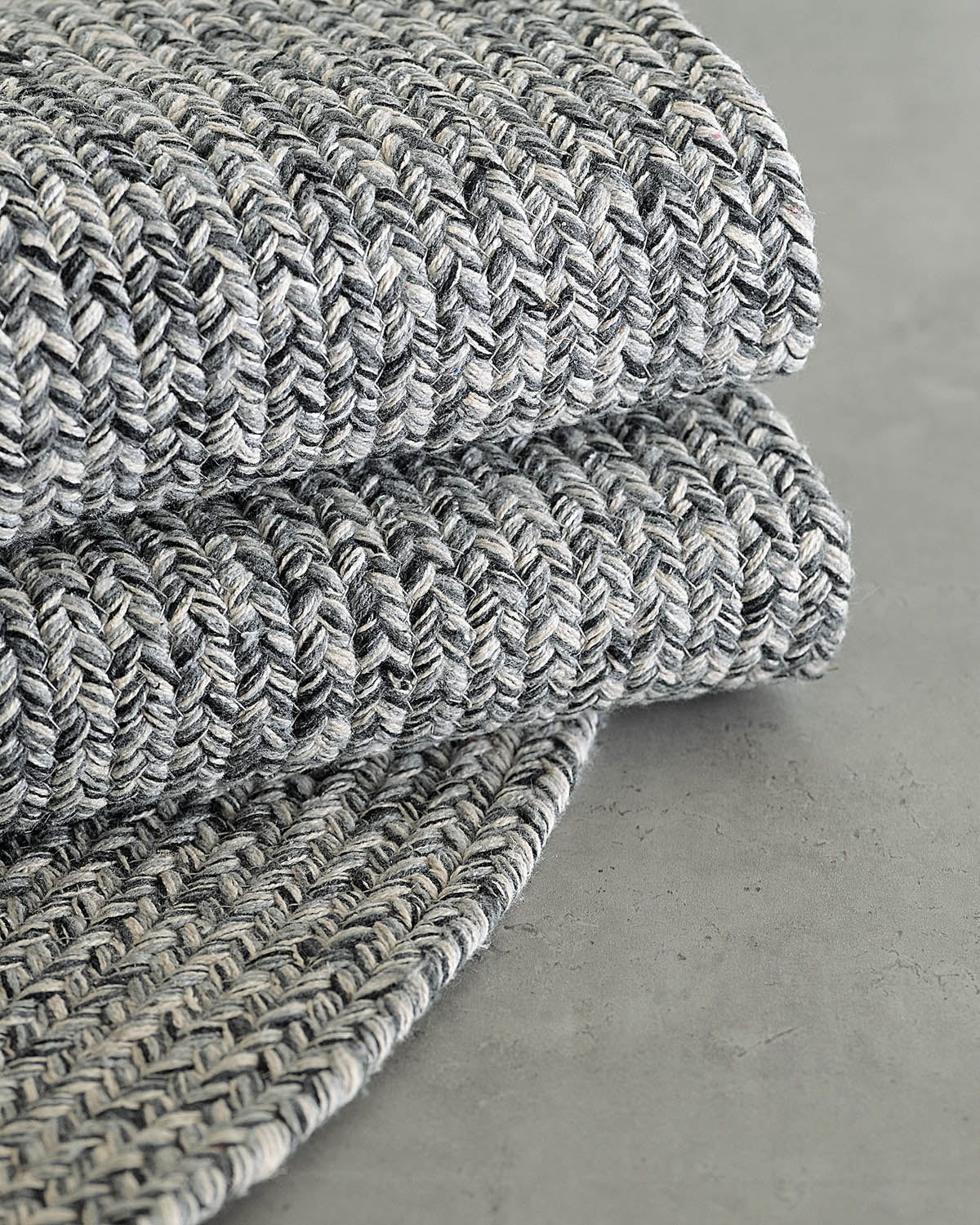 ALMIRA Γκρι - Χαλάκι 120 x 160 Λευκό - γκρι 120 x 160 από την εταιρεία Rythmos Home