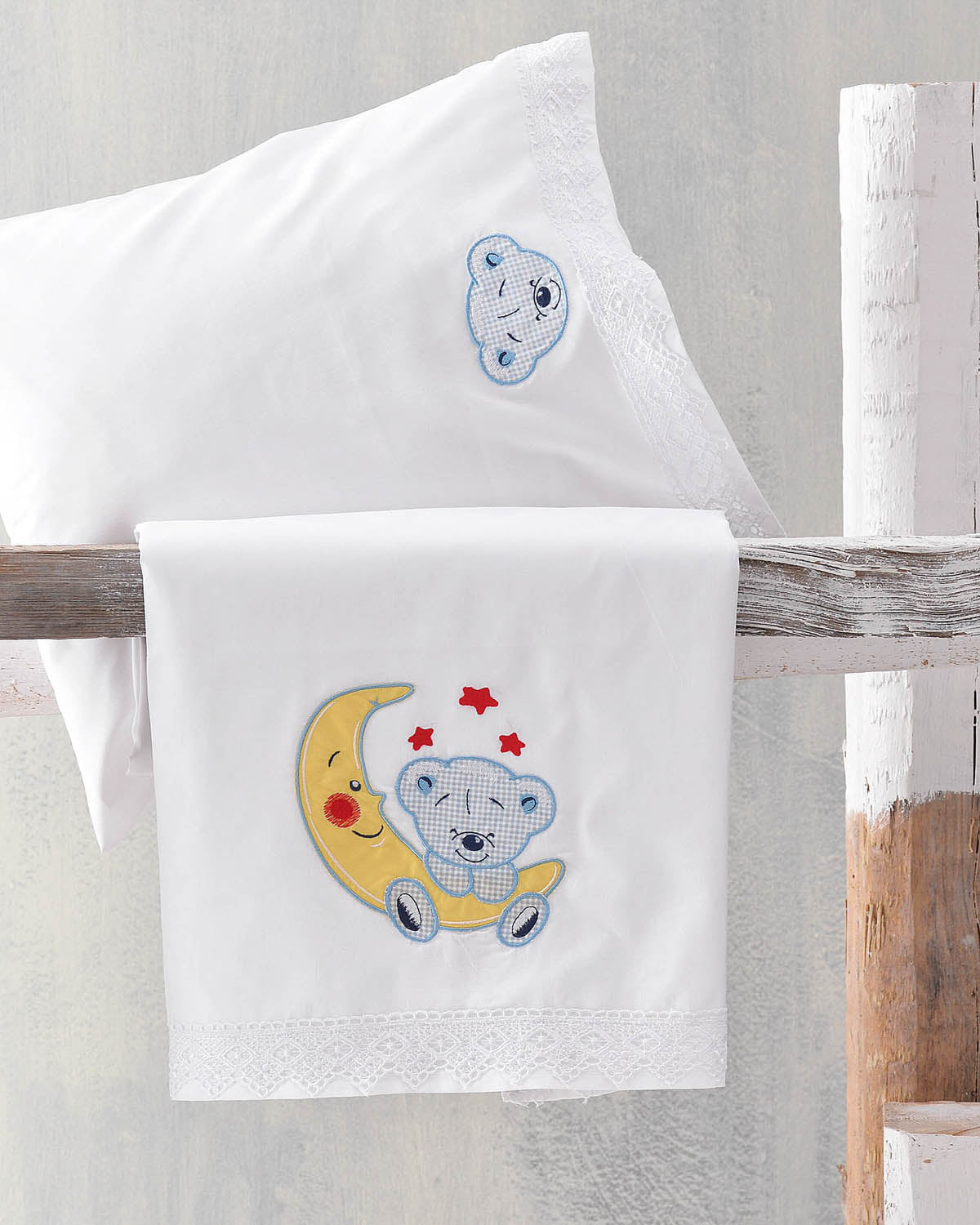 ARTURO - Σετ σεντόνια βρεφικά 3 τεμ. με κέντημα 100 x 160 Σιέλ 100 x 160 από την εταιρεία Rythmos Home