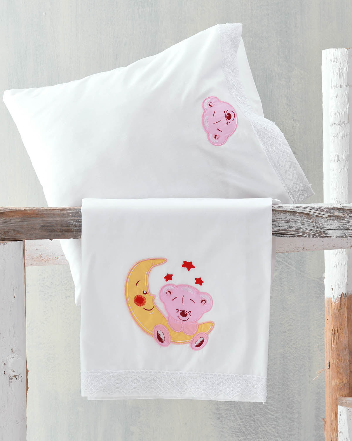 ARTURO - Σετ σεντόνια βρεφικά 3 τεμ. με κέντημα 100 x 160 Ροζ 100 x 160 από την εταιρεία Rythmos Home