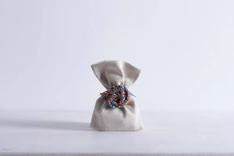 ΠΟΥΓΚΙ ΚΕΝΤΗΜΑ ΓΚΡΙ 12 x 17 cm