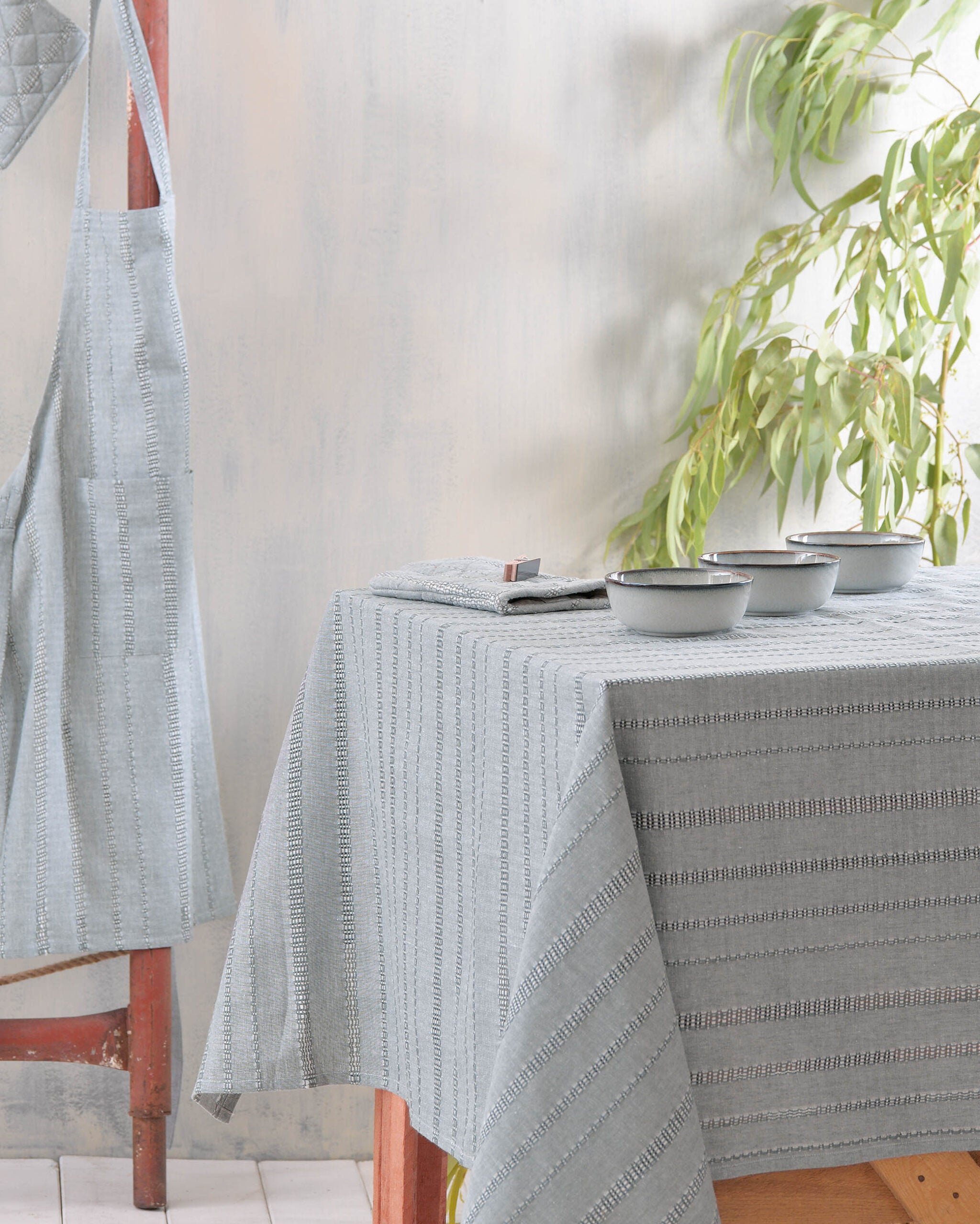 CALABRIA - Τραπεζομάντηλο Γκρι από την εταιρεία Rythmos Home