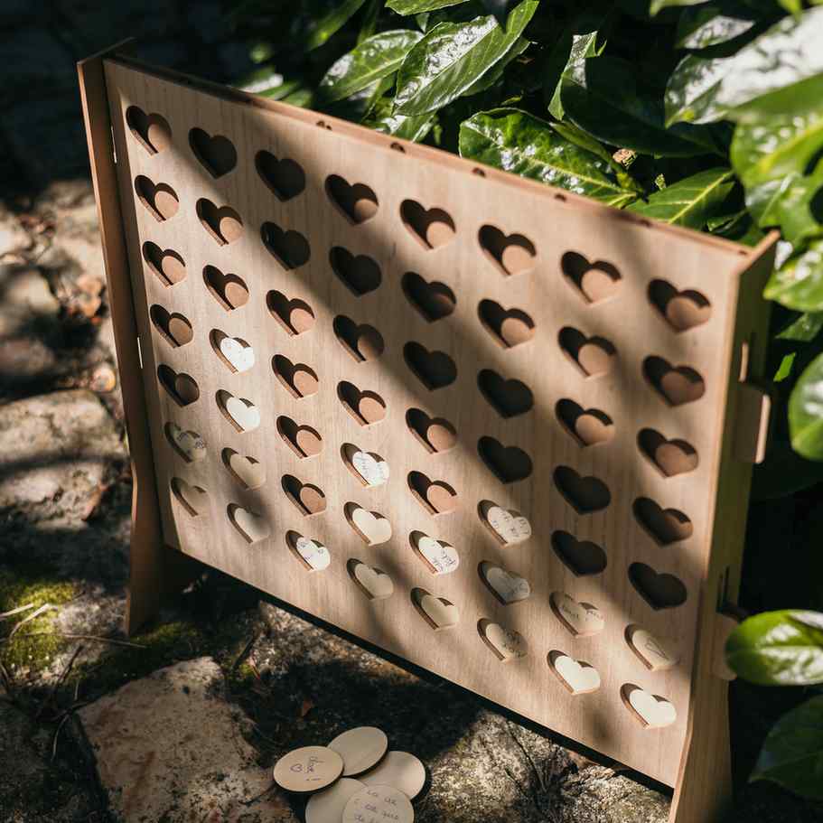 Πίνακας ξύλινος με 56 καρδίες για ευχές 46,5 x 46 x 11 cm από την εταιρεία Beauty Home