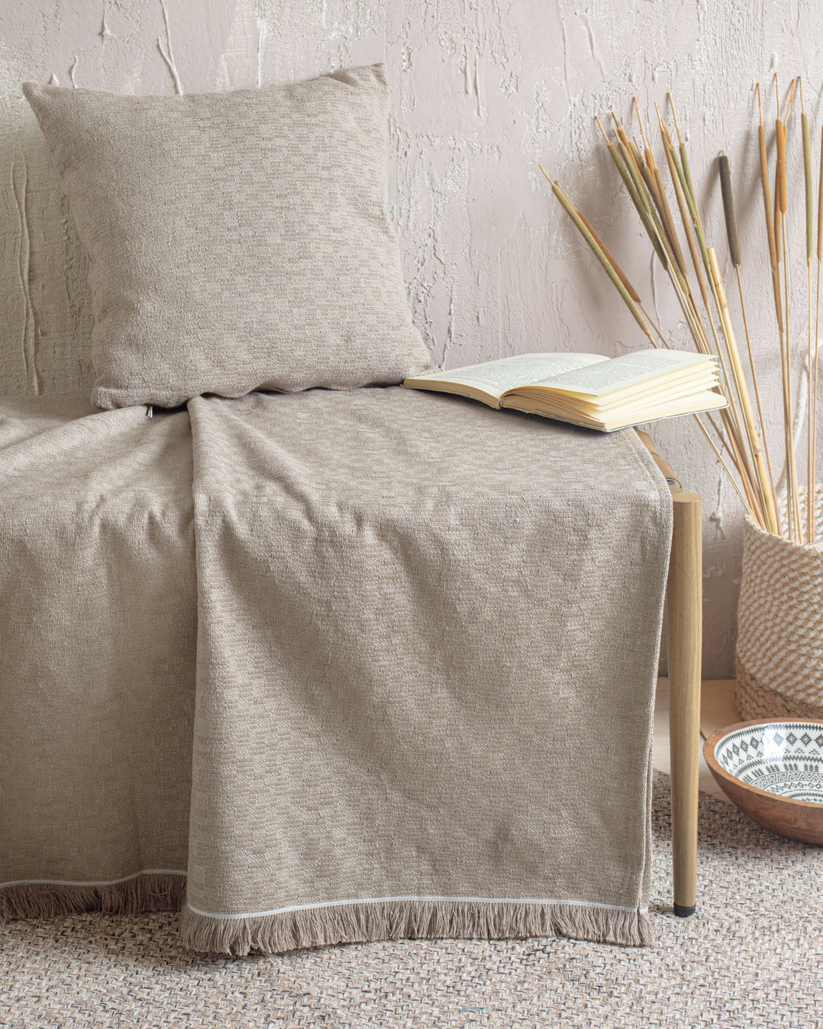 ERMIS - Ριχτάρι Μπεζ από την εταιρεία Rythmos Home