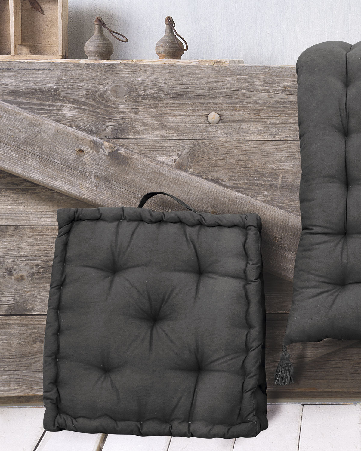 KATHY Γκρι - Μαξιλάρι ΔΑΠΕΔΟΥ 50 x 50 x 10 Γκρι 50 x 50 x 10 από την εταιρεία Rythmos Home