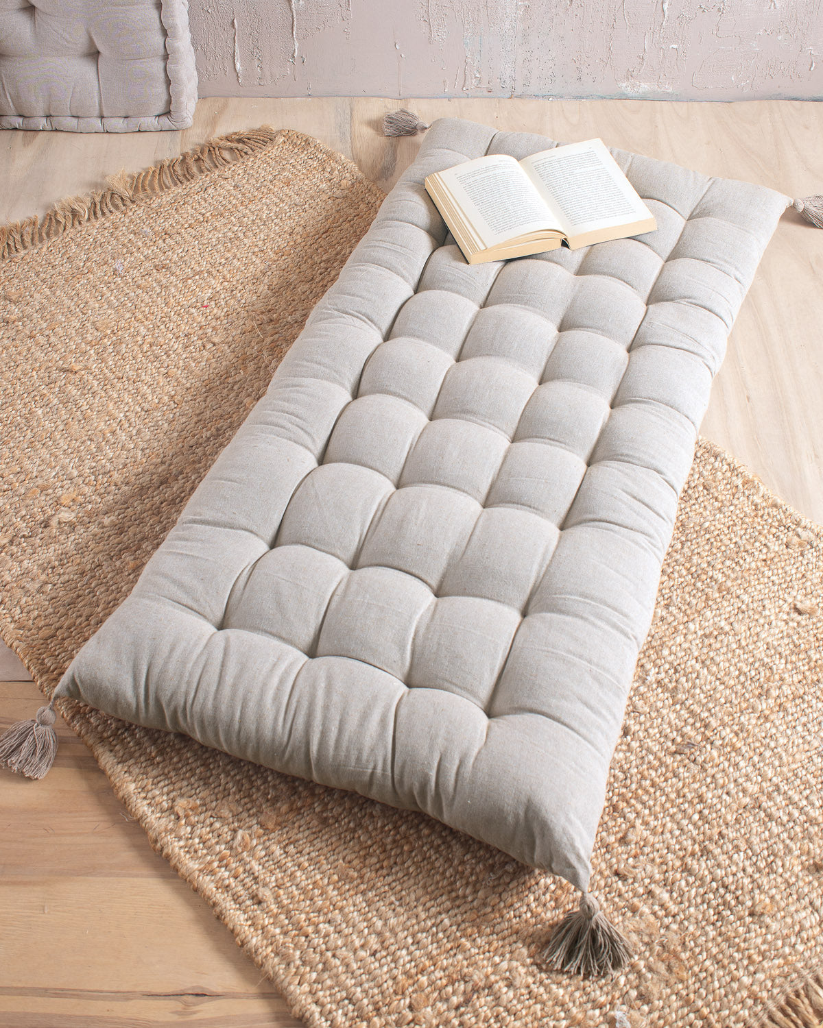 SONIA Μπεζ - Μαξιλάρι ΔΑΠΕΔΟΥ 60 x 120 Μπεζ 60 x 120 από την εταιρεία Rythmos Home