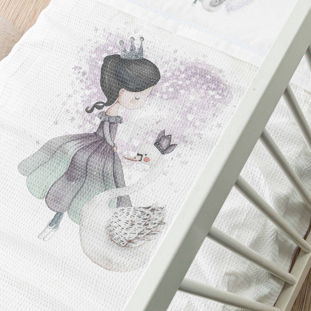 Κουβέρτα Πικέ Κούνιας Odette από την εταιρεία Borea Home Textiles