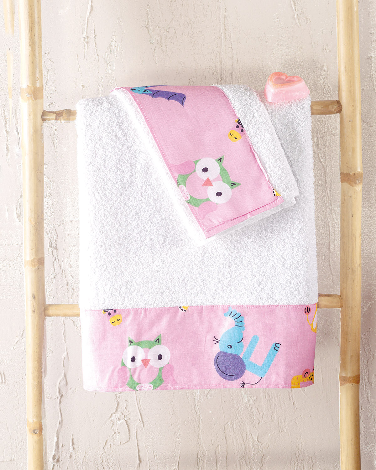 LETTERLAND Ροζ - Σετ πετσέτες 2 τεμ. Σετ 2 Τεμαχίων 30 x 50 70 x 140 από την εταιρεία Rythmos Home