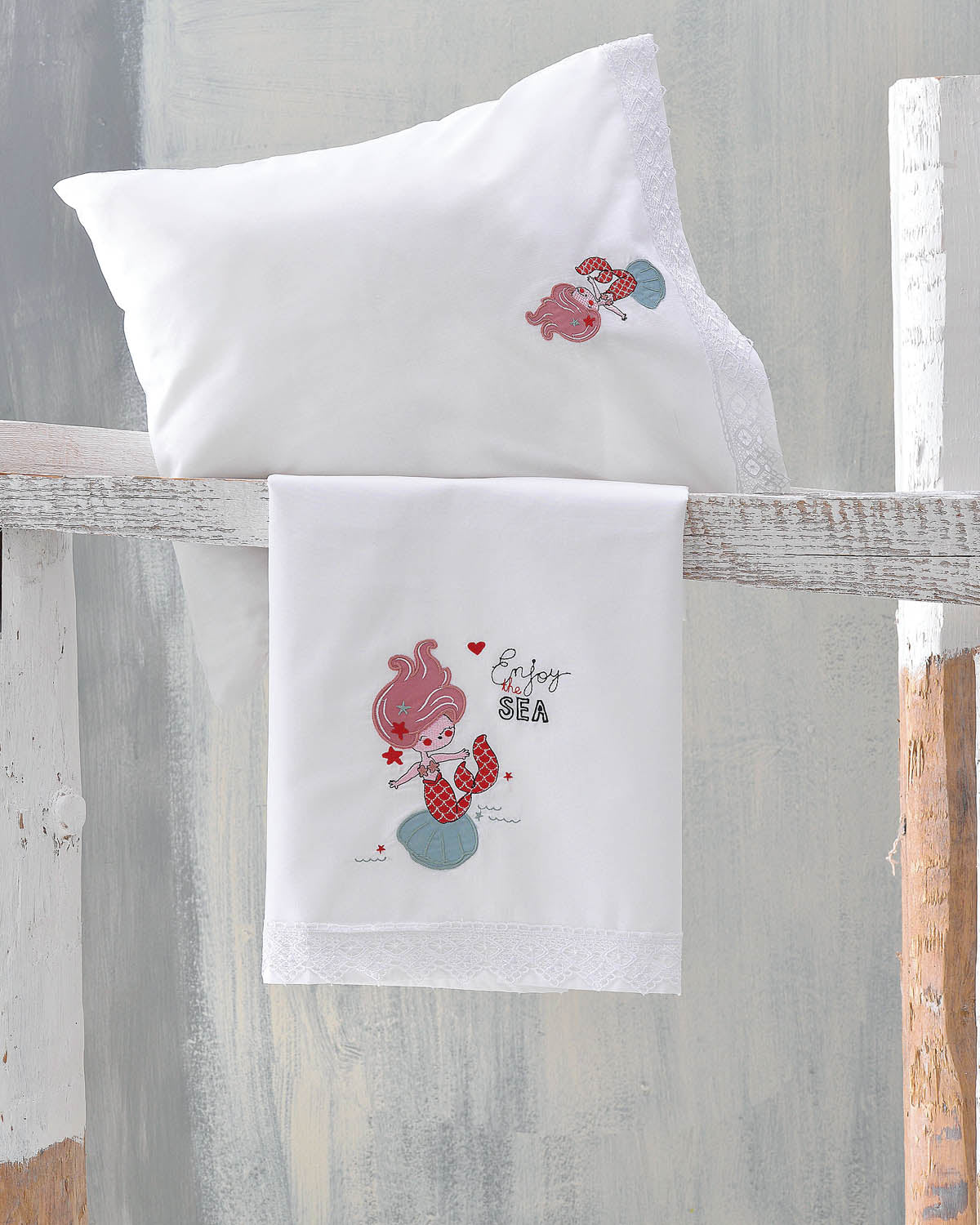 LITTLE MERMAID - Σετ σεντόνια βρεφικά 3 τεμ. με κέντημα 100 x 160 Ροζ 100 x 160 από την εταιρεία Rythmos Home