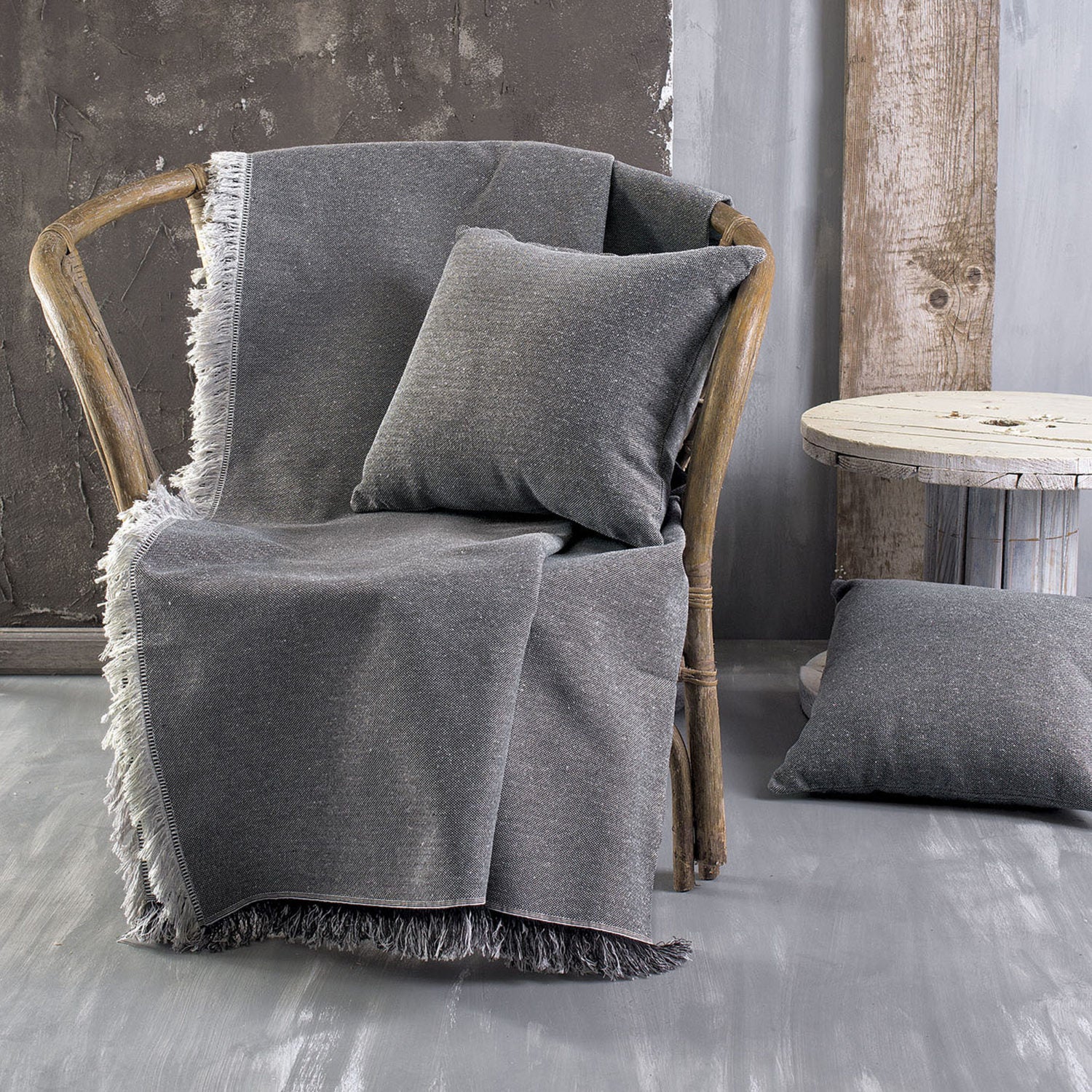 MILLER - Ριχτάρι από την εταιρεία Rythmos Home