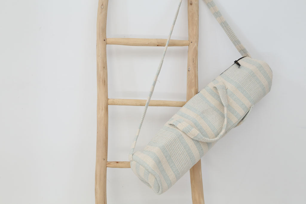 Τσάντα Γυμναστικής Yoga Mat Bag Grey and White (15x15x68) Soulworks 0610006 από την εταιρεία SOULWORKS