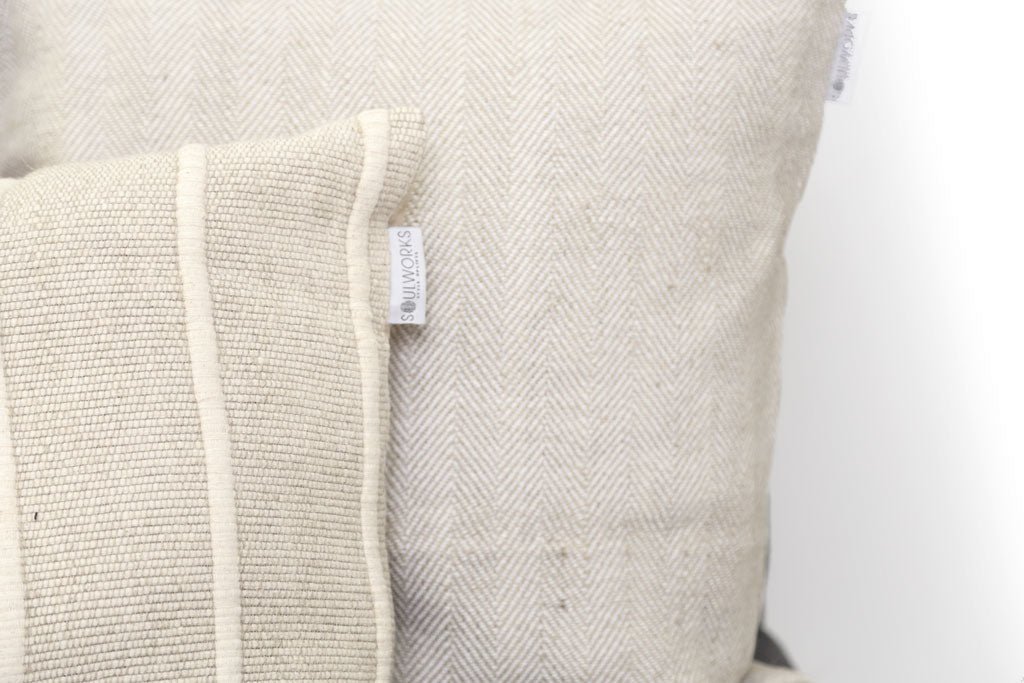 Διακοσμητικό μαξιλάρι Meren Grey (50x50) Soulworks 0620001 από την εταιρεία SOULWORKS