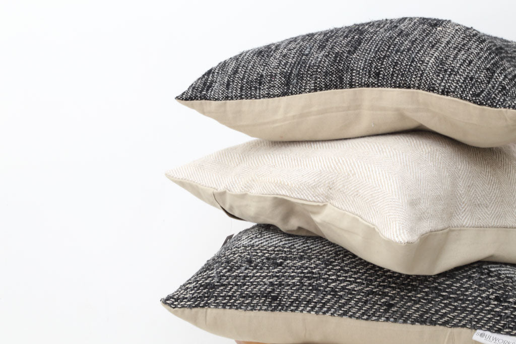 Διακοσμητικό μαξιλάρι Meren Black (50x50) Soulworks 0620002 από την εταιρεία SOULWORKS