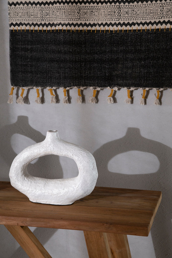 Διακοσμητικό Βάζο Minta White (34x7.5x26.5) Soulworks 0750002 από την εταιρεία SOULWORKS